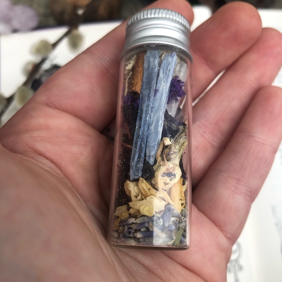 Intuition Charmed Spell Bottle Apothecary Oddity - Focus Booster - Picture 6 of 14